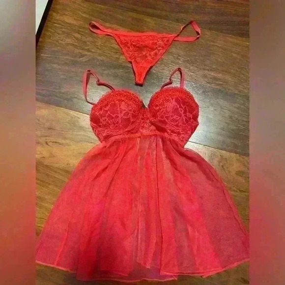 Very sexy 32C red lace baby doll w/ MATCHY panty - Picture 1 of 7